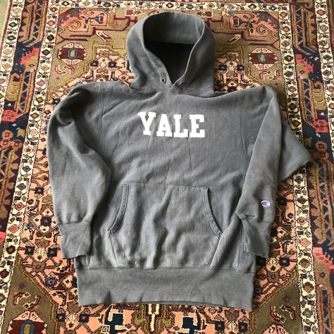 Yale Hoodie, Champion Sweats, Silly Clothes, Cute Lazy Day Outfits, Lazy Day Outfits, Vintage Champion, Lazy Day, Outfit Of The Day, Polo Shirt