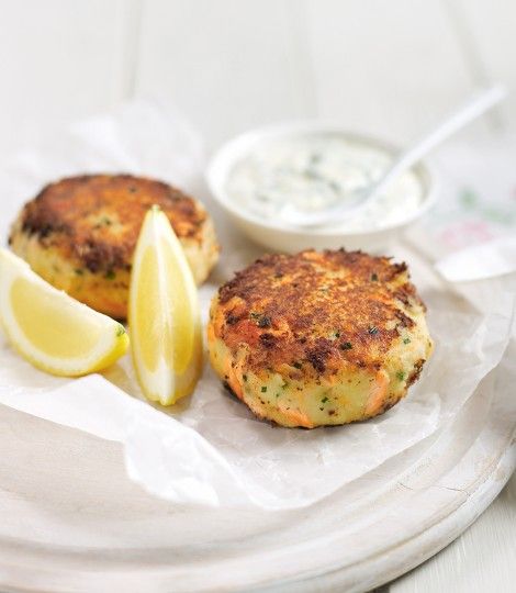 Easy trout fishcakes Trout Pate, Creme Fraiche Sauce, Fish Supper, Fish Cakes Recipe, Trout Recipes, Smoked Trout, Shellfish Recipes, Delicious Magazine, Duck Recipes