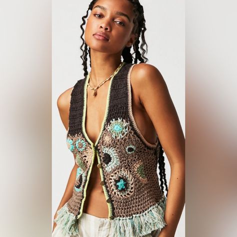 Nwt Free People Dessert Rose Crochet Vest Size Xs. Never Worn! Adorable Crochet Vest With Fringe! Love This But It Just Doesn’t Fit Me Correctly. Smoke Free Home. Bin 4 Free People Vest, Free People Crochet, Crochet Festival, Beautiful Desert, Cable Knit Vest, Rose Crochet, Fall Blazer, Brown Crochet, Intricate Crochet