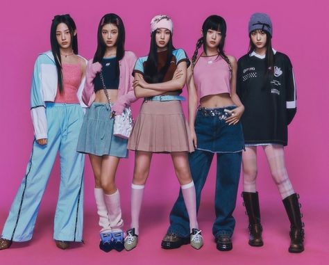 New Jeans Style, 8 Months, I Love Girls, Kpop Outfits, Colourful Outfits, Kpop Fashion, Y2k Fashion, Kpop Girl Groups, Jean Outfits