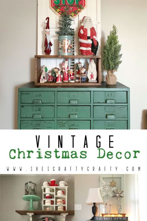 Vintage Christmas Display Ideas, Vintage Christmas Vignettes, Christmas Vignettes Display, Vintage Christmas Decorations Diy, Design Vignettes, Christmas Shop Displays, Glass Jars Diy, Decor Vignettes, Christmas Advertising