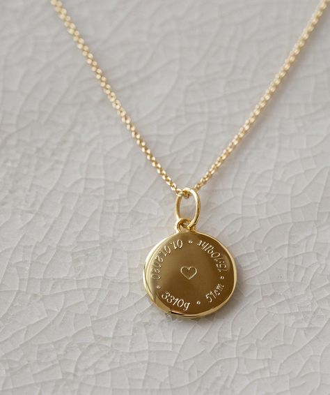 Celebrate the journey of motherhood with our exquisite New Mom Birthdate Necklace, a heartfelt token of love crafted from premium silver 925 and delicately plated in gold. Perfect for the expecting mother or as a thoughtful push present, this necklace commemorates the precious arrival of a new baby. Customize this mom necklace with the baby's name and birth date, creating a cherished keepsake that holds a special place in every mother's heart. Our baby name necklace captures the joy and exciteme Push Present Necklace, Engraved Necklace Mothers, New Mom Jewelry, Mom Necklace Personalized, Mother Necklace Personalized, Push Present, Mum Life, Push Presents, Mother Necklace