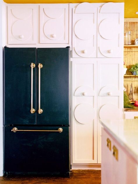 matte black appliance DIY Black Appliances, Stainless Steel Refrigerator, Emily Henderson, Diy Kitchen Cabinets, Black Doors, Kitchen Reno, Vinyl Wrap, Diy Kitchen, Kitchen Flooring