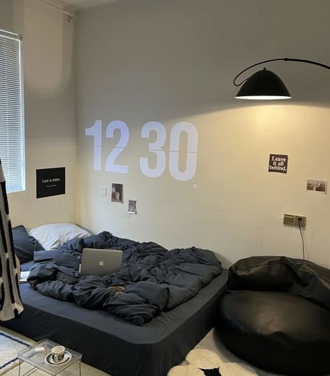 Mens Bedroom Decor, Hypebeast Room, Black Duvet, Black Duvet Cover, Bedroom Setup, Room Redesign, Bilik Tidur, Small Room Design, Dream House Rooms