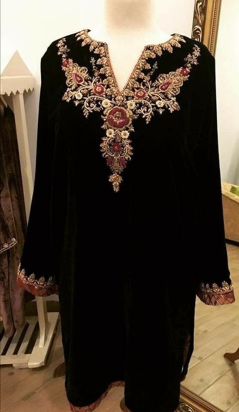 Work Cross Stitch, Velvet Shirts, Heavy Suits, Pakistani Dresses Party, Eastern Wear, Dressing Ideas, Velvet Dress Designs, Trendy Shirt Designs, Pakistani Fancy Dresses