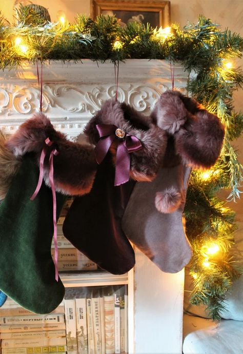 Green Velvet Christmas Stocking, Velvet Christmas Stockings Ideas, Victorian Christmas Stockings Ideas, Purple Christmas Stocking, Victorian Christmas Stocking, Fur Stockings Christmas, Luxury Christmas Stocking, Christmas Stocking Aesthetic, Velvet Stockings Christmas