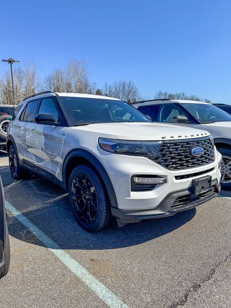 Command the road with confidence in this 2024 Ford Explorer ST-Line, where innovation and performance come together to redefine exploration! 😎 (Stock#F43469)  #HealeyBrothers #HudsonValley #HVNY #poughkeepsieny #orangecountyny #sussexcountynj #essexcountynj #bergencountynj #ford #fordexplorer #explorer #stline #suv Explorer St, Chevrolet Dealership, New Hampton, Car Things, Poughkeepsie Ny, Hudson Valley Ny, Future Cars, Car Goals, Ford Explorer Sport