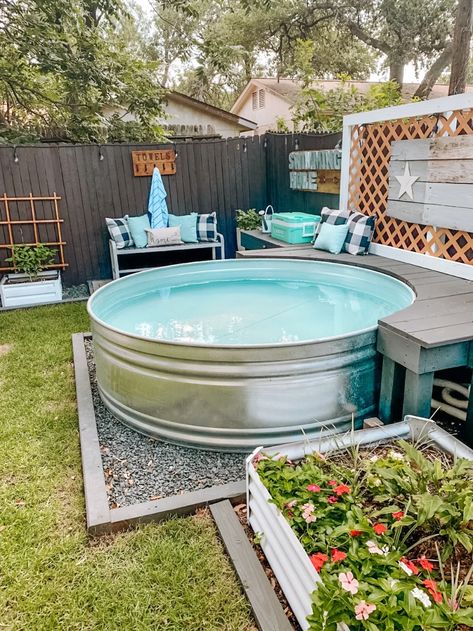 Metal Pool Ideas, Metal Pools Backyard, Stocktank Pool Ideas, Cowboy Pools, Moroccan Patio, Stock Pool, Piscina Diy, Stock Tank Swimming Pool, Cowboy Pool