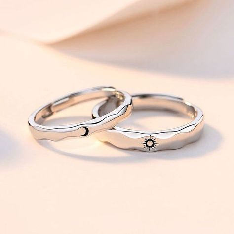 Sun Moon Couple, Couple Rings Silver, Moon Couple, Bff Rings, Male Ring, Matching Promise Rings, Cute Promise Rings, Best Friend Rings, Matching Couple Rings