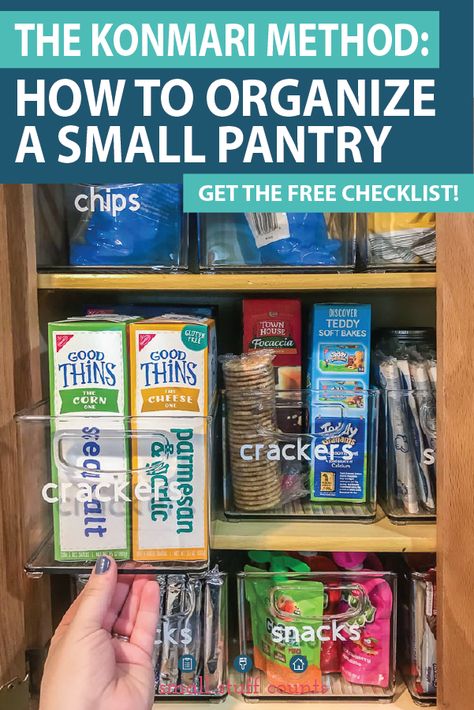 Organizing A Small Pantry, Pantry Organizing Ideas, Small Pantry Cabinet, Tips For Decluttering, Diy Pantry Organization, Small Pantry Organization, Decluttering And Organizing, Pantry Bin, Diy Pantry