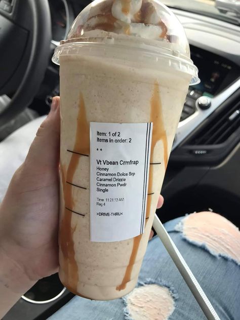 Dunkin Frozen Coffee, Cinnamon Drinks, Best Dunkin Donuts Drinks, Starbies Drinks, Cinnamon Drink, Starbucks Fall Drinks, Cold Starbucks Drinks, Starbucks Orders, Starbucks Order