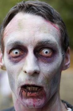 easy zombie makeup - Google Search Easy Zombie Makeup, Maquillage Halloween Zombie, Zombie Face Makeup, Male Zombie, Zombie Face Paint, Zombie Clown, Hd Make Up, Zombie Halloween Makeup, Recipes Halloween