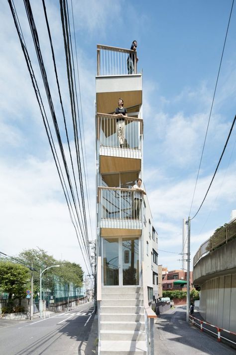 Tokyo Architecture, Funny Real Estate Quotes, 3 Storey House Design, Small Apartment Building, Funny Real Estate, Shibuya Tokyo, Timber Buildings, Narrow House, Micro House