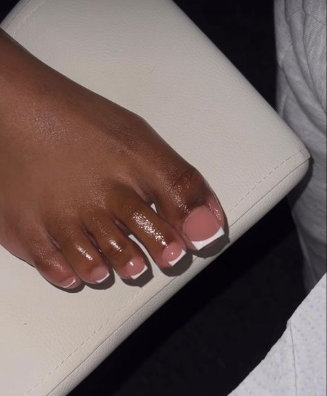 French Tip Toes Black Women, Galactic Nails, Toenail Color, French Toe Nails, French Toes, Foot Nail, Acrylic Toe Nails, Toe Nail Color, Red Acrylic Nails