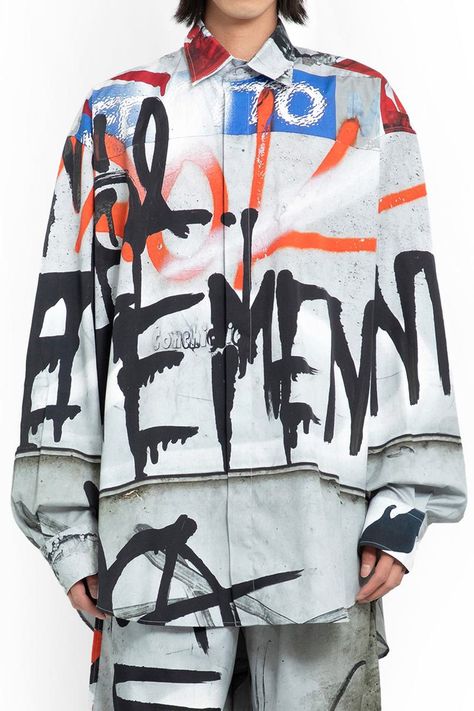 VETEMENTS GRAFFITI SHIRT Graffiti Shirt, Jacket Designs, Dancing Queen, Jacket Design, Flannel Shirt, Graffiti, Clothes, Design