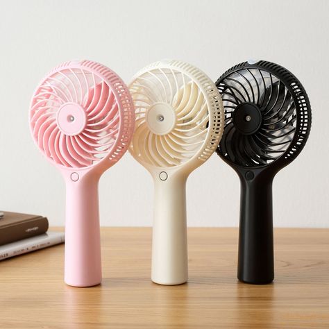 Kipas Angin Portable, Alat Makeup, Handheld Fan, Fan Fashion, Cute School Supplies, Portable Fan, Girly Accessories, Hand Held Fan, Cool Gadgets To Buy