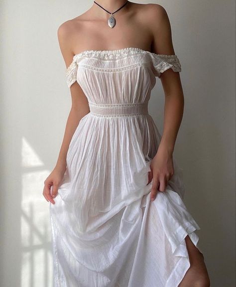 White Dress Aesthetic, Mode Hippie, Cottagecore Outfits, Dress Aesthetic, Fancy Dresses, Dream Dress, Classy Outfits, Pretty Dresses, Pretty Outfits