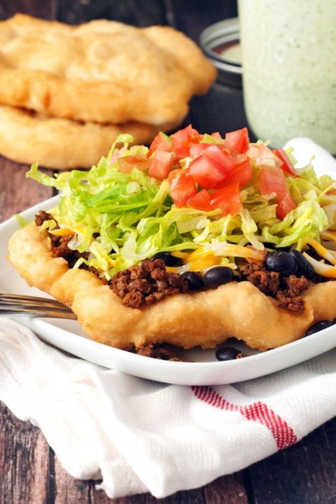 Navajo Tacos Fry Bread Tacos, Navajo Tacos, Indian Tacos, Fried Bread Recipe, Homemade Guacamole, Fry Bread, Taco Stuffed Shells, Taco Salad, Taco Recipes