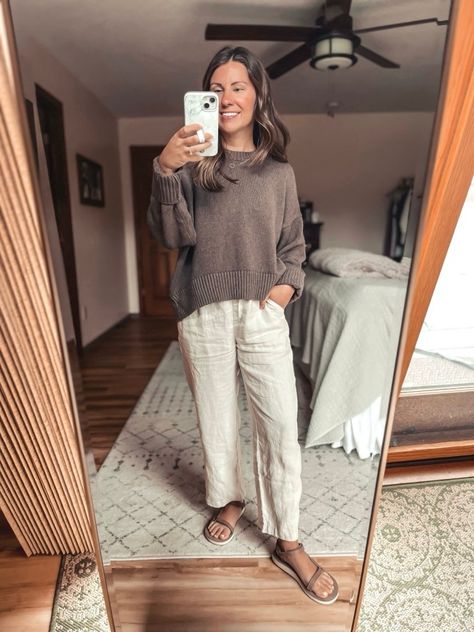 Taupe Linen Pants Outfit, Sweater And Linen Pants, Tan Pant Outfit, Coastal Fall Outfits, Therapist Fits, Tan Linen Pants Outfit, Linen Pants Outfit Fall, Crewneck Sweater Outfit, Cashmere Cardigan Outfit