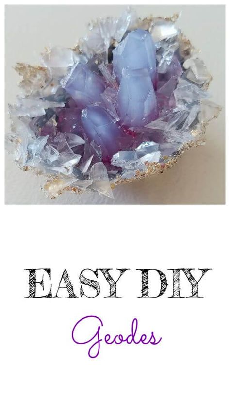 Crystal Seashells Diy, How To Grow Geodes, Diy Crystals Without Borax How To Make, Crystal Geode Decor, Geode Diy Projects, Diy Faux Crystals, How To Grow Crystals Diy, Borax Seashells, Geode Pumpkin Diy