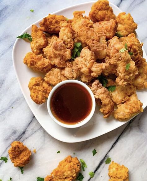 Chicken Aesthetic Food, Homemade Popcorn Chicken, Boba Place, Chicken Popcorn, Popcorn Chicken Recipe, Homemade Popcorn, Chicken Chunks, Popcorn Chicken, Best Appetizers