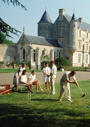 the pink clutch ...: Croquet Love! Estilo Ivy League, Tableaux Vivants, And So It Begins, Super Rich Kids, Chateau France, A Castle, Rich Kids, Boarding School, Rich Life