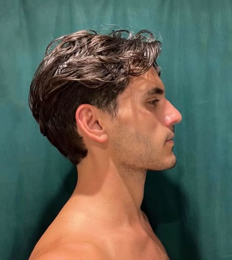 Swoopy Hair Men, Back Of Middle Part Men, Mens Hairstyles Midlength, Men’s Hair Middle Part, Back Of Hair Men, Middle Haircut Men, Mens Hairstyles Middle Part, Boy Middle Part Hair, Mens Middle Part Haircut