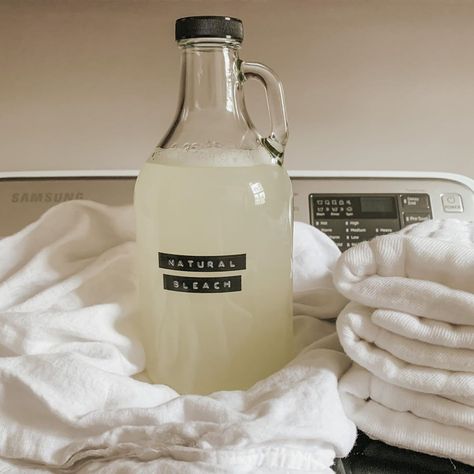 Low Tox Laundry Detergent, Diy Bleach Alternative, Homemade Bleach Alternative, Natural Bleach Alternative, Homemade Bleach, Natural Cleaning Supplies, Laundry Scent Boosters, Natural Bleach, Bleach Alternative