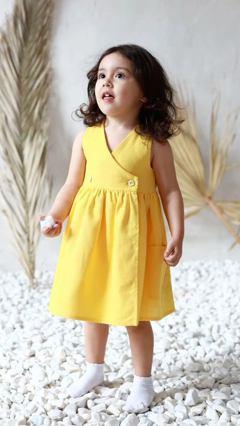 Summer Frocks For Kids, Frock Designs For Girl Kids, Baby Frocks Designs Summer, Frock Designs For Girl, Summer Frocks, Baby Dress Embroidery, Kids Dress Collection, Sewing Baby Clothes