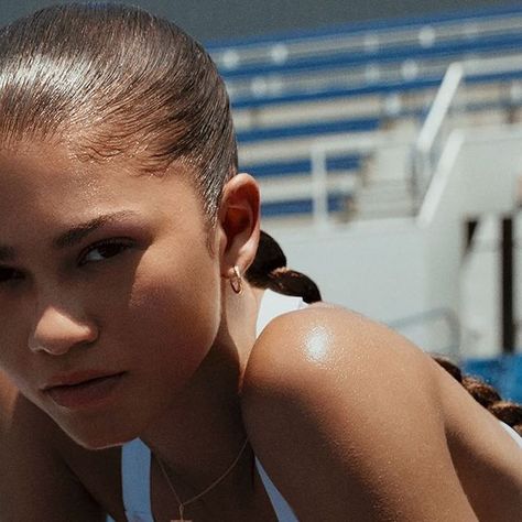 Challengers Movie on Instagram: "The critics have spoken. Don’t miss Zendaya in #ChallengersMovie - only in theaters April 26." Tashi Duncan, Tennis Shoot, Challengers Movie, Cinematic Moments, Concert Makeup, Zendaya Coleman, April 12, April 26, Film Stills