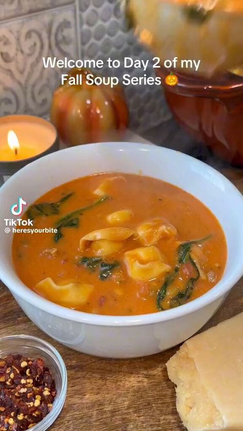 🅺🆁🅸🆂🆂🅰 🅺🆁🅰🆈 (@kriissaa_krae) on X Can Crushed Tomatoes, Spinach Parmesan, Creamy Tortellini Soup, Creamy Tortellini, Sausage Soup Recipes, Parmesan Rind, Bacon Salad, Crockpot Soup Recipes, Sausage Soup