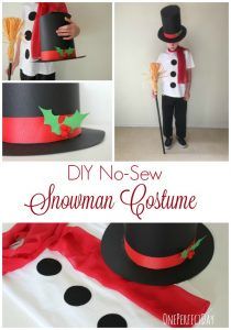 DIY-no-sew-kids-snowman-costume Sew Snowman, Diy Christmas Costumes, Christmas Character Costumes, Christmas Costumes Diy, Simple Snowman, Christmas Costumes Women, Snowman Costume, Xmas Costumes, Snowman Dress