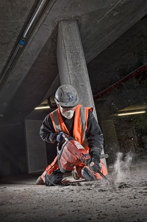 Construction Photography, Safety Slogans, Construction Images, Fall Photo Shoot Outfits, Environmental Portraits, Corporate Photography, Construction Business, Industrial Photography, Construction Logo