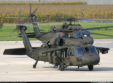 UH-60A Black Hawk(S-70A) Black Hawk Helicopter, Tactical Gear Loadout, Military Hardware, Black Hawk, Military Jets, Military Helicopter, Army Vehicles, Aircraft Pictures, Military Equipment