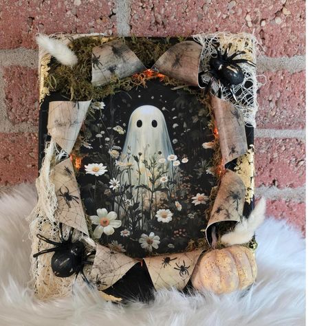 This adorably spooky canvas is just what you need to add to your Halloween decor! These are 8x10 and has battery LED lights inside. Boho Ghost, Decoupage On Canvas, Altered Canvas, Halloween Cards Handmade, Halloween Arts And Crafts, Halloween Crafts Decorations, Fall Halloween Crafts, Halloween Painting, Canvas Crafts