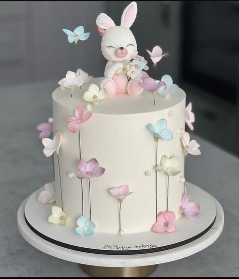 Bunny Birthday Cake, Butterfly Birthday Cakes, Baby First Birthday Cake, Rabbit Cake, 1st Birthday Cakes, Beautiful Birthday Cakes, Bunny Cake, Baby Birthday Cakes