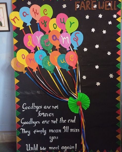 Student Farewell Ideas, Decor Ideas For Farewell Party, Aesthetic Soft Board Ideas, Farewell Classroom Decoration, Farwell Decorations Idea, School Notice Board Ideas Student, Farewell Chart Ideas, Farewell Rangoli Designs, Decorations For Farewell Party Ideas