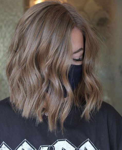 Dark Blonde Hair Color, Blonde Hair Transformations, Kadeřnické Trendy, Brown Hair Looks, Ash Hair Color, Brown Hair Inspo, Vlasové Trendy, Brown Hair Balayage, Dark Blonde Hair