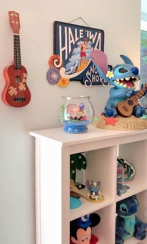 Disney Stitch Themed Room, Stitch Room Decoration, Disney Stitch Room Ideas, Stitch Rooms Ideas, Pixar Themed Room, Encanto Bedroom Ideas Disney, Disney Themed Bedrooms For Adults, Stitch Inspired Bedroom, Disney Stitch Bedroom