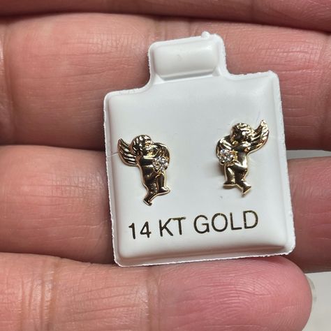 Gold Lobe Earrings, Rolex Earrings, Nose Piercing Gold, Earring Stacks, 2010s Aesthetic, Tiger Earrings, Dope Jewelry Accessories, Angel Earrings, Lulu Frost