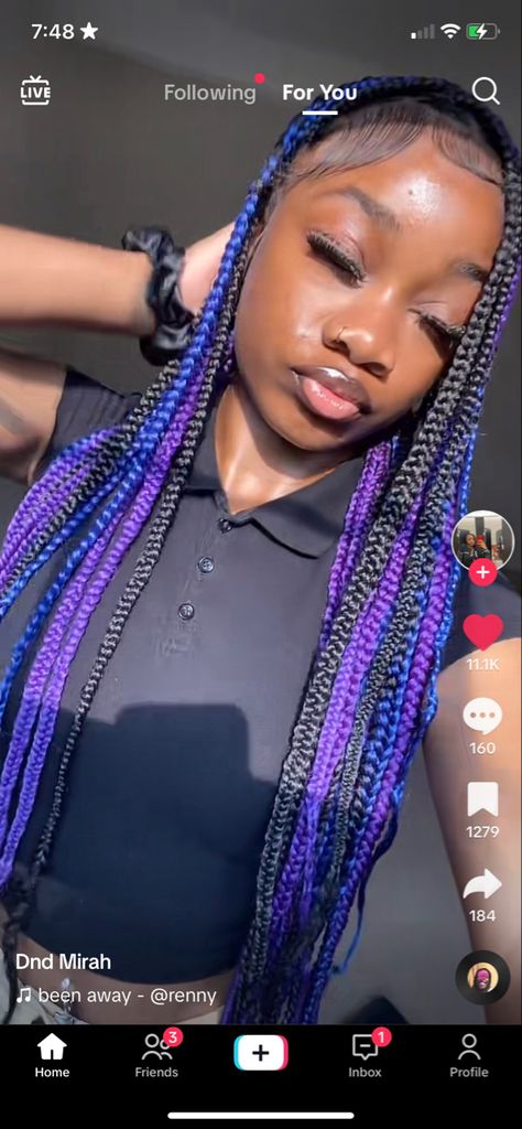 Peak A Boo Hair Color Black Women Braids, Blue Peekaboo Hair Braids, Blue And Purple Knotless Braids, Blue Peakaboobraids, Teal Peekaboo Braids, Blue And Purple Box Braids, Purple Braids Hairstyles, Purple And Blue Braids, Blue And Purple Braids