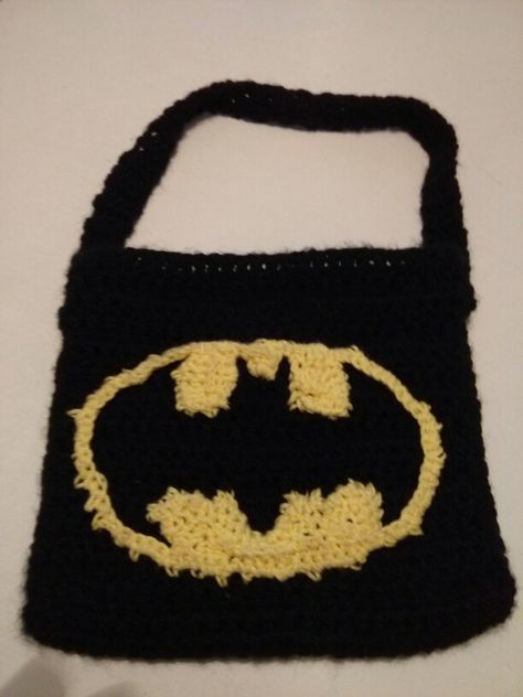 Oskar's bag 2014 Batman Bag, Crochet Batman, Cornrow Hairstyles For Men, Bags 2014, Men's Totes, Fun Crochet Projects, Bags Aesthetic, Diy Crochet Projects, Knitting Ideas