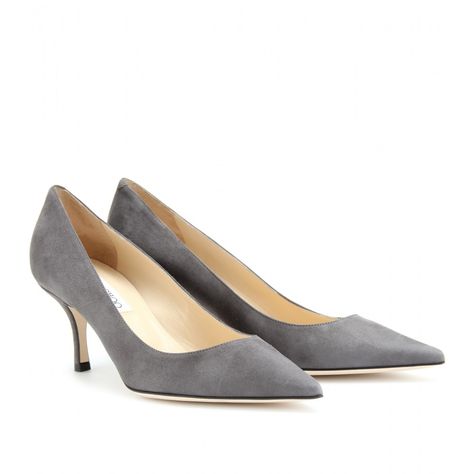 Jimmy Choo | SUEDE KITTEN HEEL PUMPS Capsule Shoes, Cosplay Clothes, Buat Pita, Heels Elegant, Noble Lady, Girls High Heels, Jimmy Choo Pumps, Grey Kitten, Cute Shoes Heels