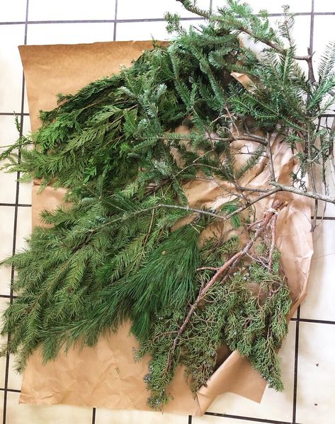 Fresh Garland Christmas, Fresh Christmas Garland, Christmas Greenery Decor, Pine Garland Christmas, Evergreen Garland, Natural Holiday Decor, Outdoor Garland, How To Make Garland, Fresh Garlands