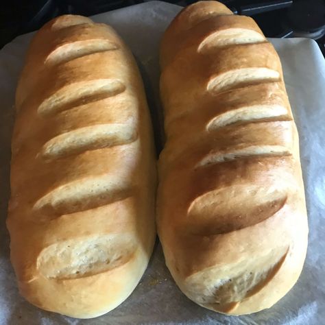 Vienna Bread, Italian Bread Recipes, Best Bread Machine, Bread Machine Recipe, Bread Maker Recipes, No Rise Bread, Italian Bread, Bread Maker, Bread Machine Recipes