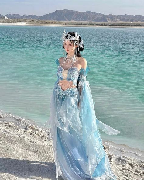 𝑬𝒍𝒍𝒊𝒔 𝑶𝒓𝒅𝒆𝒓 ✨ (@ellis.order) • Instagram photos and videos Water Element Outfit, Ocean Themed Dress, Water Outfit, Hanfu Princess, Ocean Outfits, Ocean Dress, Chinese Fancy Dress, Goddess Outfit, Fairy Cosplay