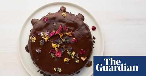 Meera Sodha’s recipe for vegan chocolate, date and coffee cake | Food | The Guardian Dark Chocolate Cake Recipes, Meera Sodha, Chocolate Olive Oil Cake, Olive Oil Cake Recipe, Coconut Dessert, Chocolate Zucchini Cake, Oil Cake, Brownie Desserts, Decadent Chocolate Cake