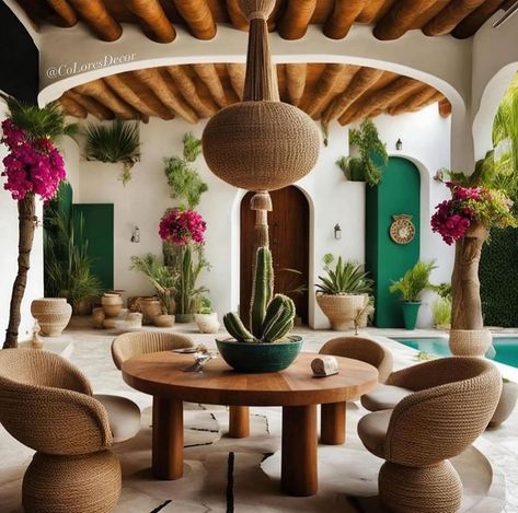 Modern Mexican Hacienda, Hacienda Style Homes Interiors, Mexican Dining Room, Modern Mexican Decor, Modern Mexican Home Decor, Modern Mexican Home, Log Home Interior, Mexican Interior Design, Mexican Interiors