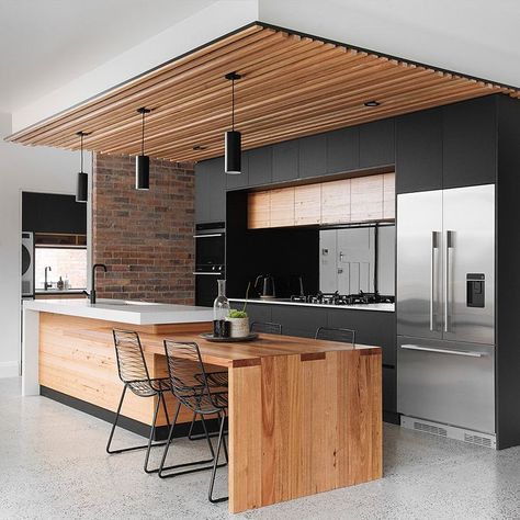 Industrial Kitchen Design, تصميم داخلي فاخر, Wooden Ceiling, Kitchen Aesthetic, Industrial Interior Design, Kitchen Design Trends, House Design Kitchen, Kitchen Room Design, Kitchen Inspiration Design