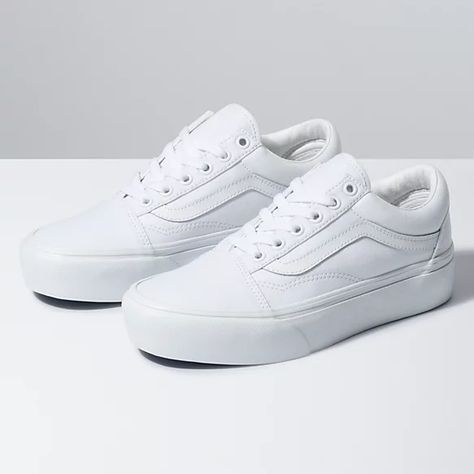 Old Skool Platform | Vans CA Store Old Skool Platform Vans, Vans Vintage, Best White Sneakers, Old Skool Platform, Platform Vans, Painted Vans, Tenis Vans, Vans Store, Blond Amsterdam